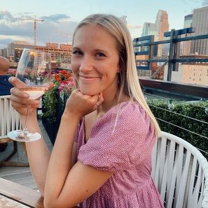 Meet your Posher, Emily